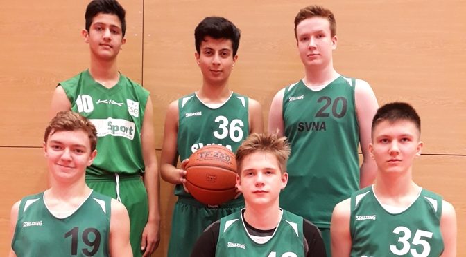 Basketballer eine Runde weiter