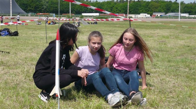 Daniel-Düsentrieb-Wettbewerb: Dei Mädchen aus der 7c auf Platz 1 (von 22 Schulen)